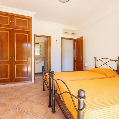 Do Castelo By Interhome *